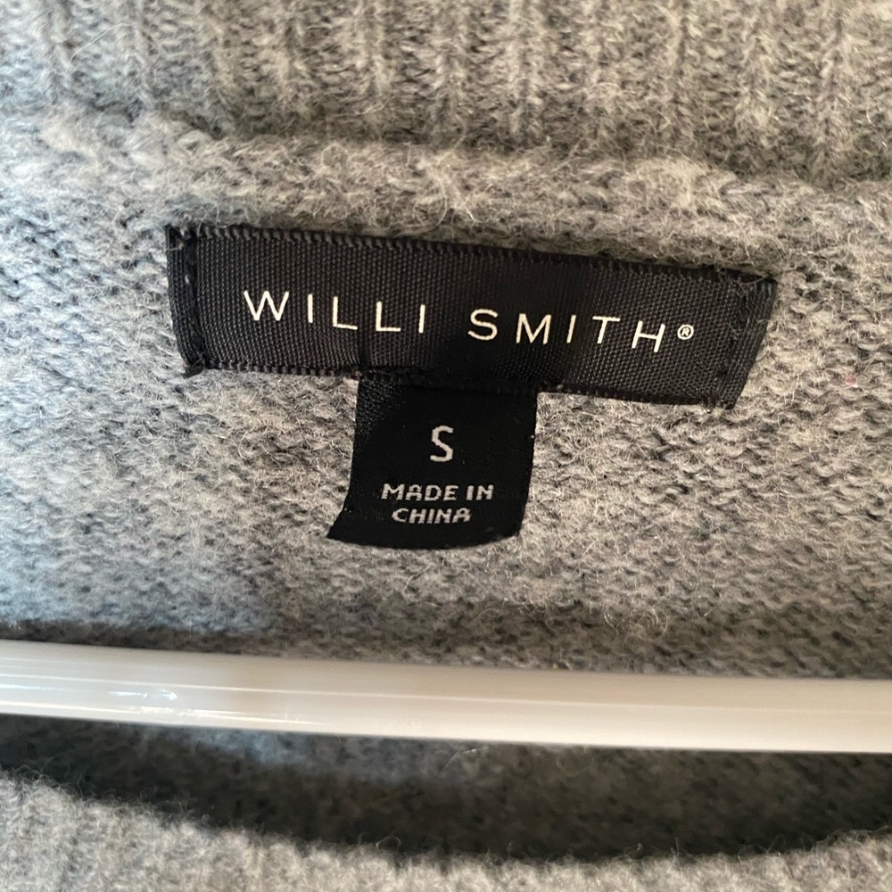 Sweater - Picture 2 of 4